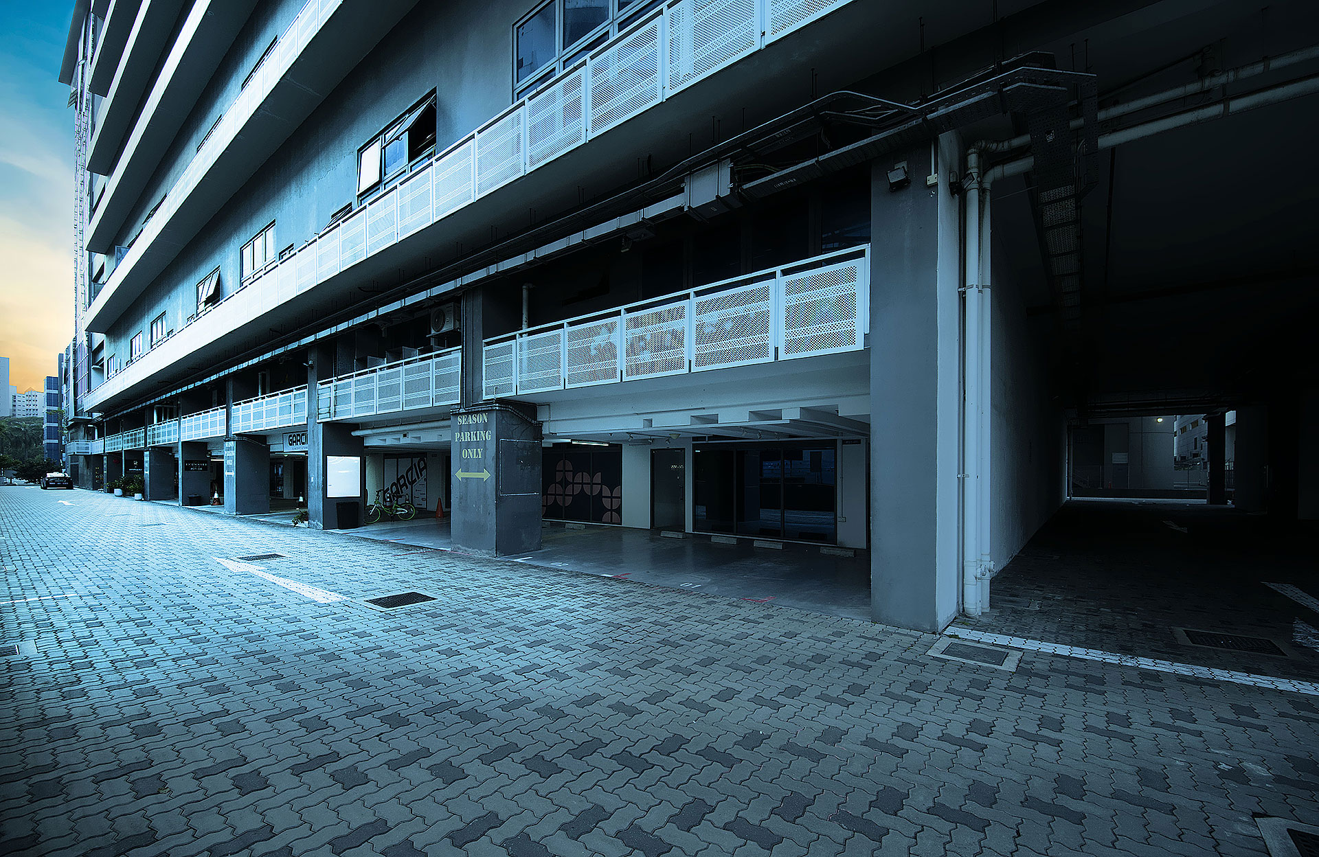 S9@Serangoon image